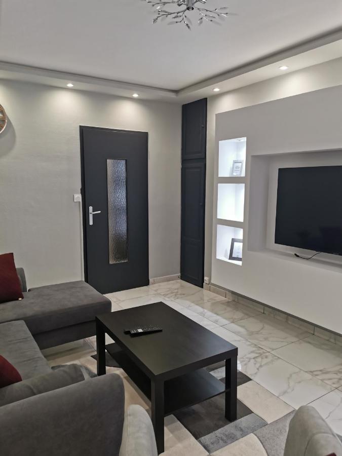 Appartement Meubles A Villeurbanne Lyon Εξωτερικό φωτογραφία