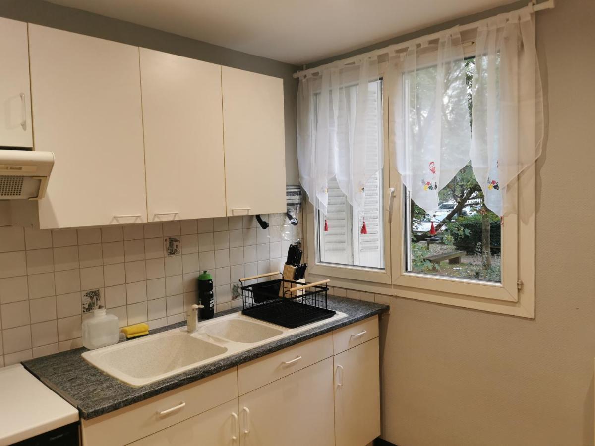 Appartement Meubles A Villeurbanne Lyon Εξωτερικό φωτογραφία