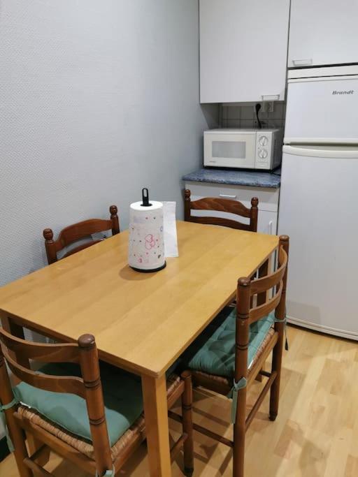 Appartement Meubles A Villeurbanne Lyon Εξωτερικό φωτογραφία